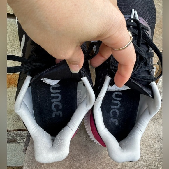 Adidas Solar Ride Core Black Real Magenta Sneakers with Breathable Mesh Sz-8.5.P - Picture 6 of 12